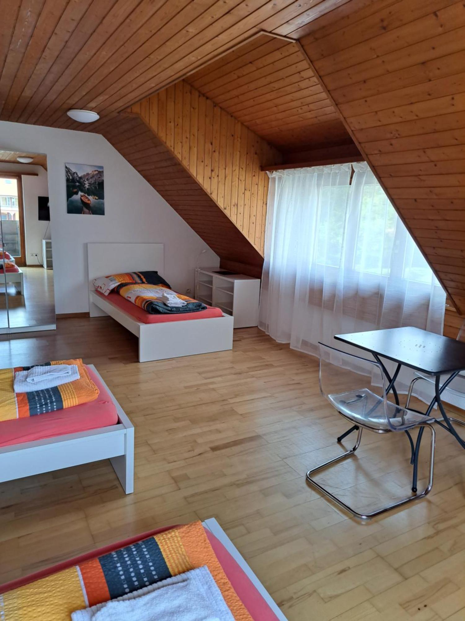 Good Bed Aarwangen Apartment Exterior photo