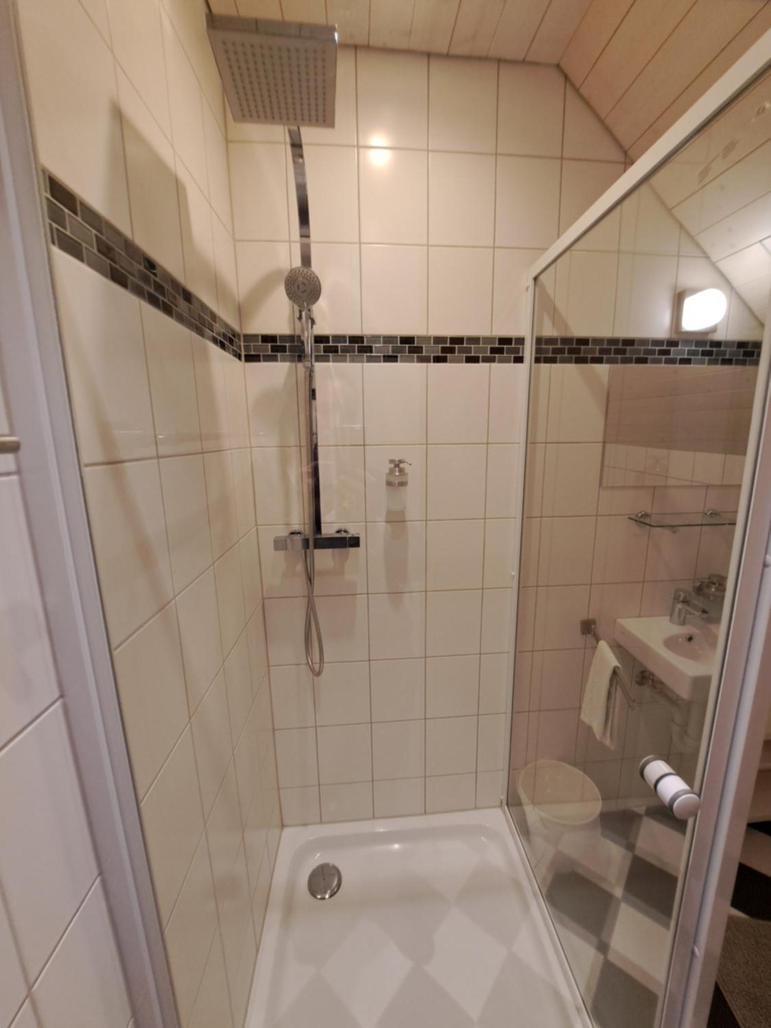 Good Bed Aarwangen Apartment Exterior photo
