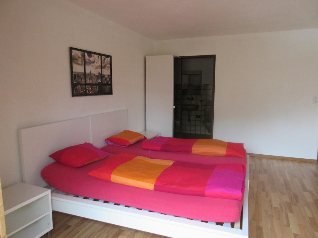 Good Bed Aarwangen Apartment Room photo