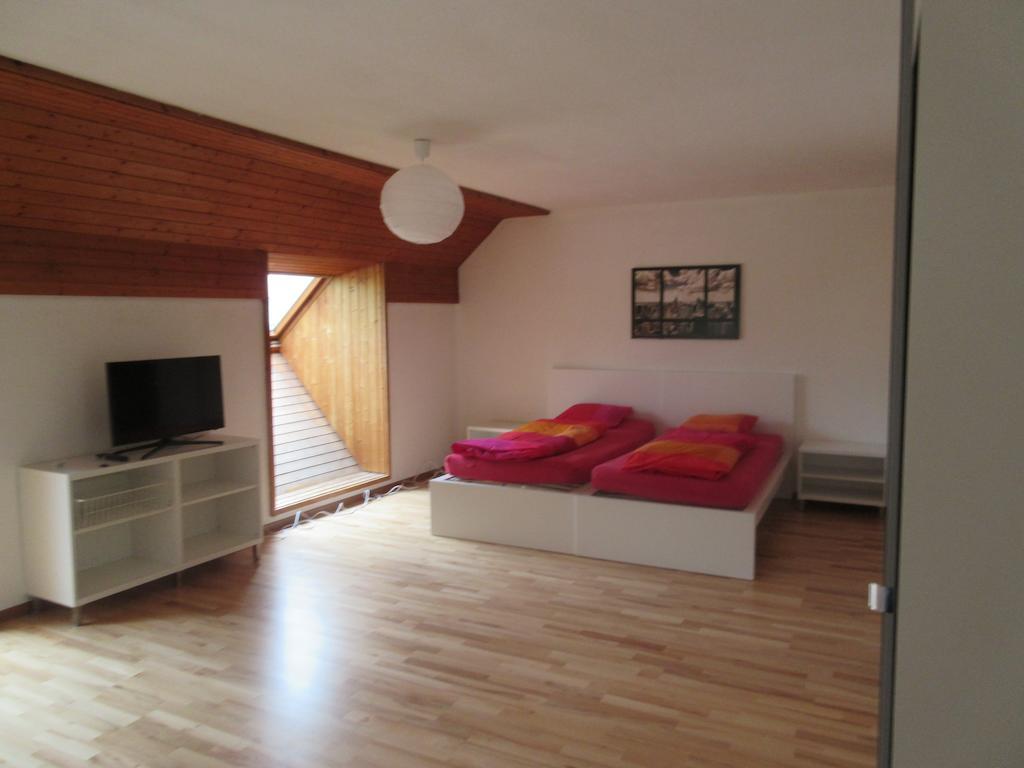 Good Bed Aarwangen Apartment Room photo